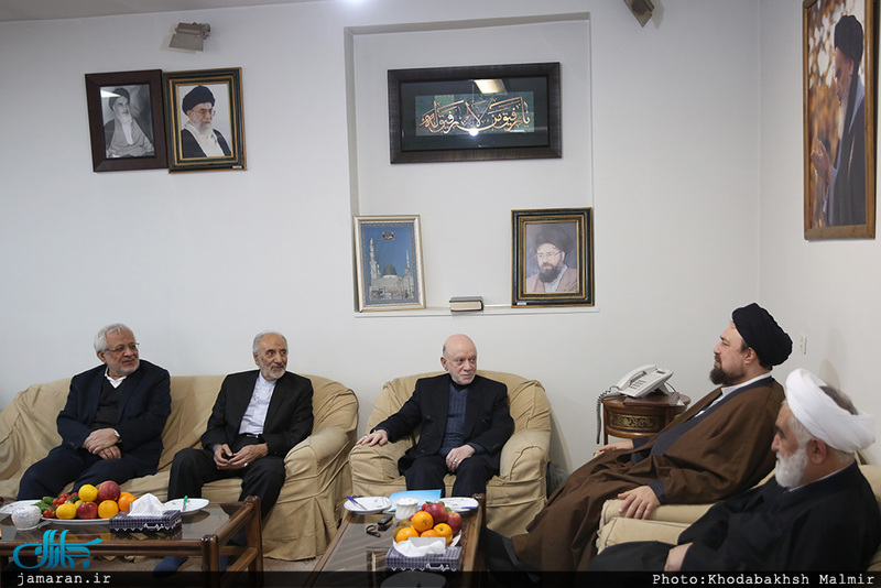 دیدار جمعی از اعضای شورای مرکزی حزب مؤتلفه با سید حسن خمینی 