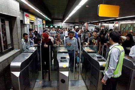 برگزاری ویژه برنامه های فرهنگی و مذهبی ماه مبارک رمضان در ایستگاه های مترو تهران