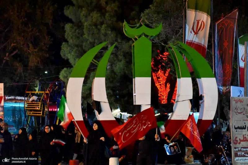 سومین شب محرم و صد و نهمین اجتماع پر شور مردم در میدان سبزه میدان قزوین