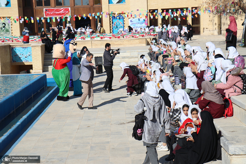 رویدادهای فرهنگی و هنری سومین هفته بر آستان آفتاب - 3