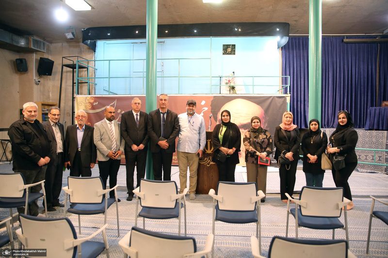 نشست هم اندیشی با ناشران عرب زبان در حسینیه جماران