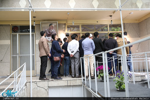 بازدید گردشگران خارچی از بیت امام خمینی (س) در جماران