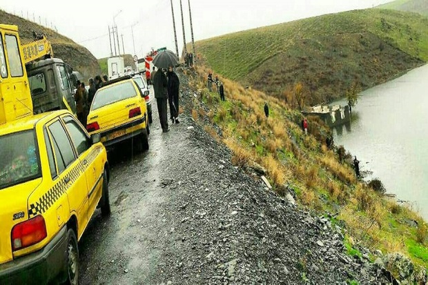 راننده تاکسی در سردشت از مرگ حتمی نجات یافت