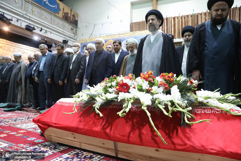 مراسم تشییع مرحوم حجت الاسلام و المسلمین حسینعلی نیری