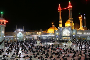 مراسم احیای شب بیست و یکم ماه رمضان در حرم کریمه اهل بیت(س)