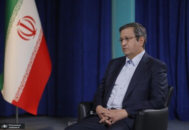 همتی: پیچیدگی شرایط کشور و ناکارآمدی مدیریتی، مانع تحقق اهداف اقتصادی امام شد