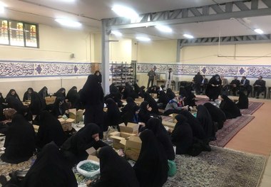 دانشگاه جامع البرز هدای رضوی بین زائران اربعین توزیع می کند