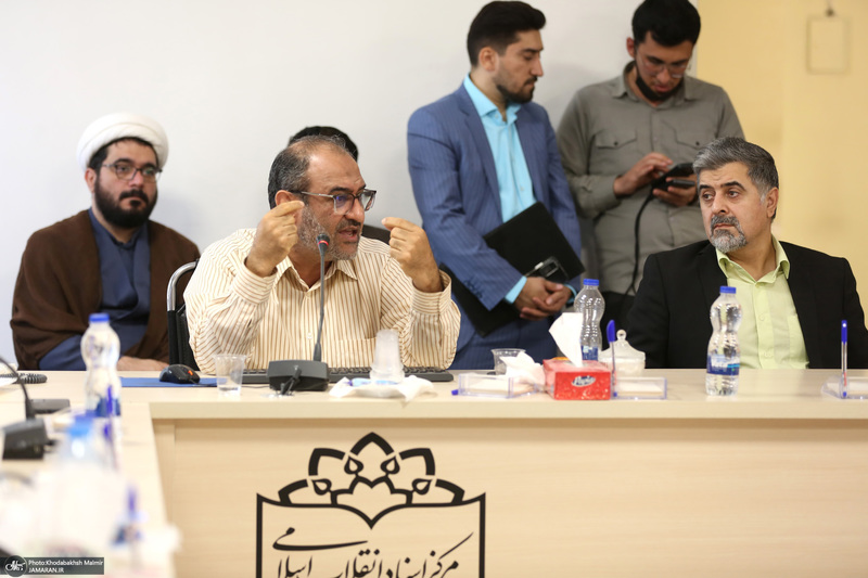 آیین رونمایی  از فصلنامه گواه در مرکز اسناد انقلاب اسلامی