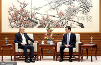 دیدار رییس جمهور پزشکیان با عضو کمیته دائمی دفتر سیاسی کنگره ملی خلق چین (15)