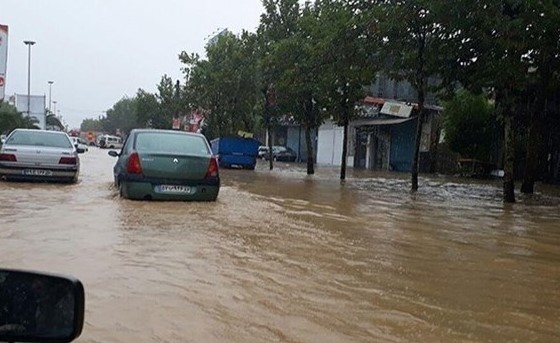 باران شدید باعث آبگرفتگی معابر در برخی مناطق گلستان شد