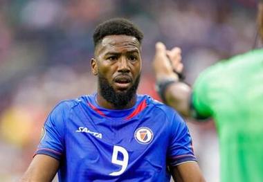 تصمیم عجیب مدیران استقلال؛ قرارداد 3 ساله با مهاجم 31 ساله؟