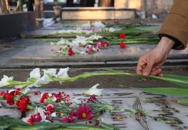 آیین مهمانی لاله ها در قم برگزار شد