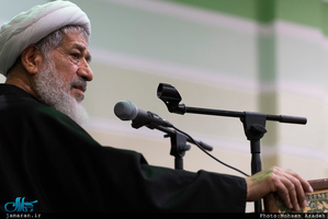 مراسم احیای شب نوزدهم ماه مبارک رمضان در محضر استاد امجد 