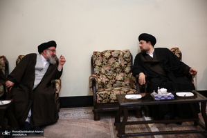 حاشیه های تجدید میثاق رئیس و اعضای مجلس خبرگان رهبری با آرمان های امام خمینی(س)