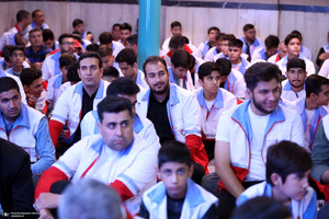 تجدید میثاق جوانان هلال احمر با آرمان‌های امام راحل