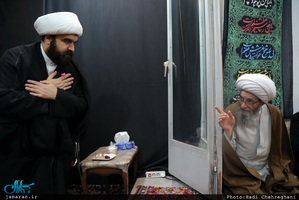 مراسم عزادارى شهادت حضرت فاطمه زهرا(س) در بيت آيت الله دوستى زنجانى