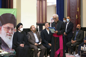 دیدار جمعی از نمایندگان پیروان ادیان الهی با سید حسن خمینی