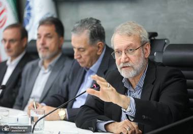 واکنش فوری علی لاریجانی به سخنان ترامپ + عکس