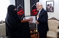 معاون اول رئیس‌جمهور در دیدارهای جداگانه با تعدادی از خانواده فرماندهان شهید و دانشمندان شهید در جنگ تحمیلی ۱۲ روزه (1)