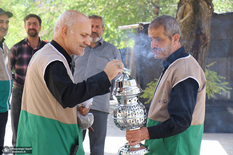 غبار روبی و عطر افشانی بیت و زادگاه امام خمینی (س)