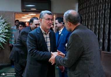 مراسم یادبود مادر دکتر ابوالفضل سروش در دانشگاه علوم پزشکی تهران + تصاویر 