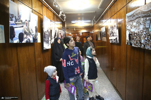 بازدید کردشگران نوروزی از بیت امام خمینی (س) در جماران