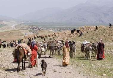 کوچ عشایر به دلیل سرمای بهاری به تاخیر افتاد