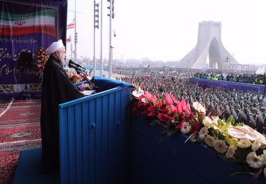 سخنرانی رئیس جمهور در سی و هشتمین جشن پیروزی انقلاب اسلامی: در پی اجماع،‌ آشتی و انسجام ملی هستیم/ مردم در مراسم وداع با فرزند زمانه آیت الله هاشمی رفسنجانی، هوشیاری و آگاهی خود را نشان دادند/ زبان گویای ملت ایران «صندوق رأی» خواهد بود