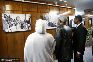 بازدید جمعی از طلاب دانشجو کشور سودان از بیت امام خمینی در ایام دهه فجر