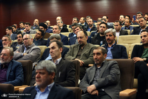 دیدار رئيس و جمعی از كاركنان سازمان فرهنگ و ارتباطات اسلامي با سید حسن خمینی