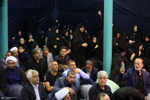 مراسم تشییع مرحوم آیت الله آقای حاج شیخ حسین هاشمیان در حسینیه جماران -2