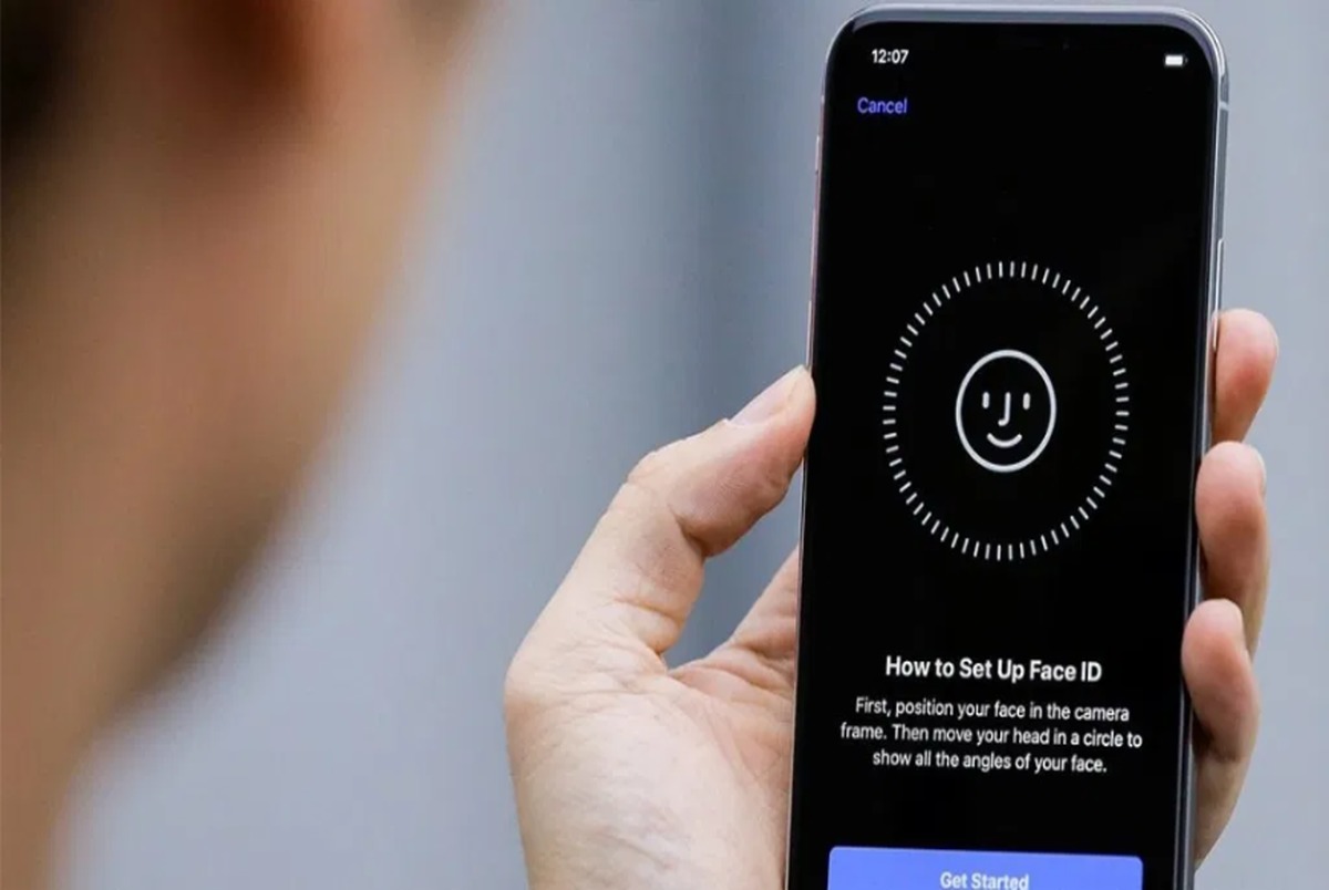 احتمال وجود فناوری Face ID زیر نمایشگر در آیفون ۲۰۲۳ اپل
