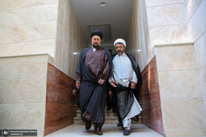 بازدید سید حسن خمینی از موسسه تنظیم و نشر آثار امام خمینی (س)