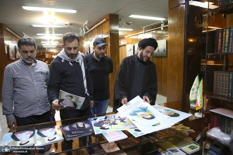بازدید جمعی از مسئولین فرهنگی کشور لبنان از بیت امام خمینی (س) درجماران