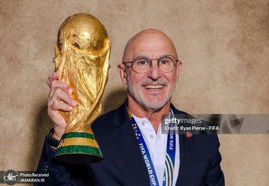 ویدیو| کاپ جام جهانی، دمبل شد!