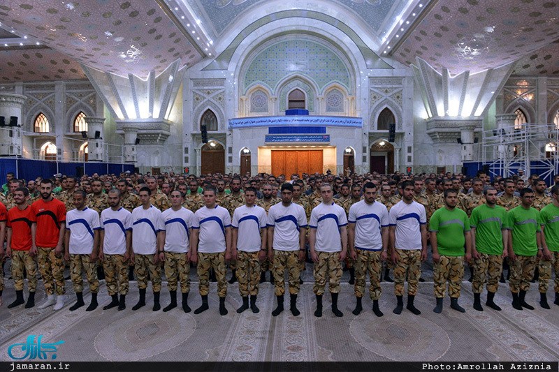 تجدید میثاق ورزشکاران و قهرمانان ارتش با آرمان های امام خمینی(س)