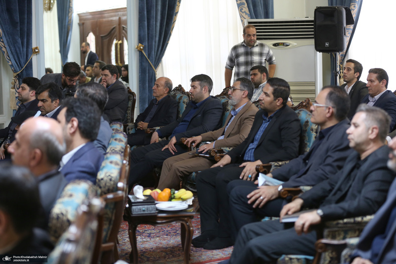 دیدار استاندار تهران و مدیران استان با سید حسن خمینی
