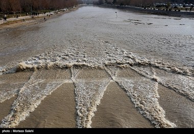 اقدام غیرقانونی فولاد مبارکه در بستر زاینده رود + تصویر نامه