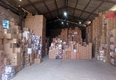 انبار احتکار مواد شوینده در مراغه شناسایی و پلمپ شد