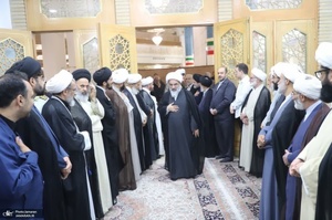 مراسم بزرگداشت آیت الله العظمی شبیری زنجانی (ره) توسط آیت الله للعظمی مکارم شیرازی