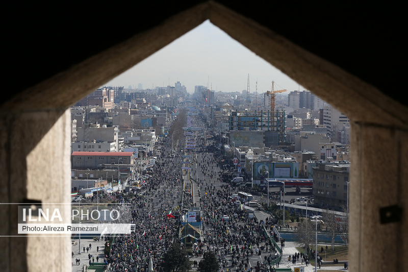 راهپیمایی 22 بهمن در تهران -1