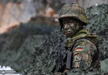 صدای پوتین سربازی اجباری در آلمان به گوش می‌رسد