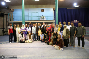 بازدید جمعی از گردشگران کشورهای  هند، پاکستان ، کانادا  مقیم در آمریکا