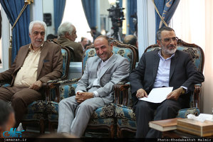 دیدار اعضای ستاد مرکزی برزگداشت حضرت امام خمینی(س) با سید حسن خمینی