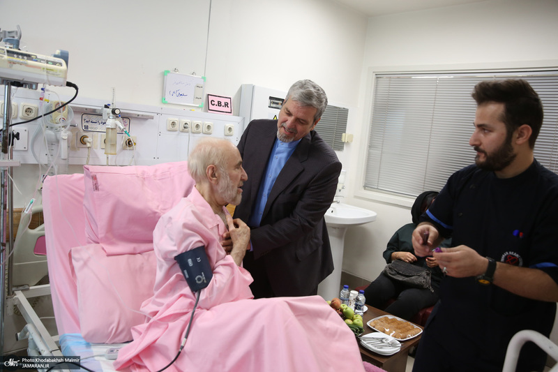 عیادت اقای خاتمی 1