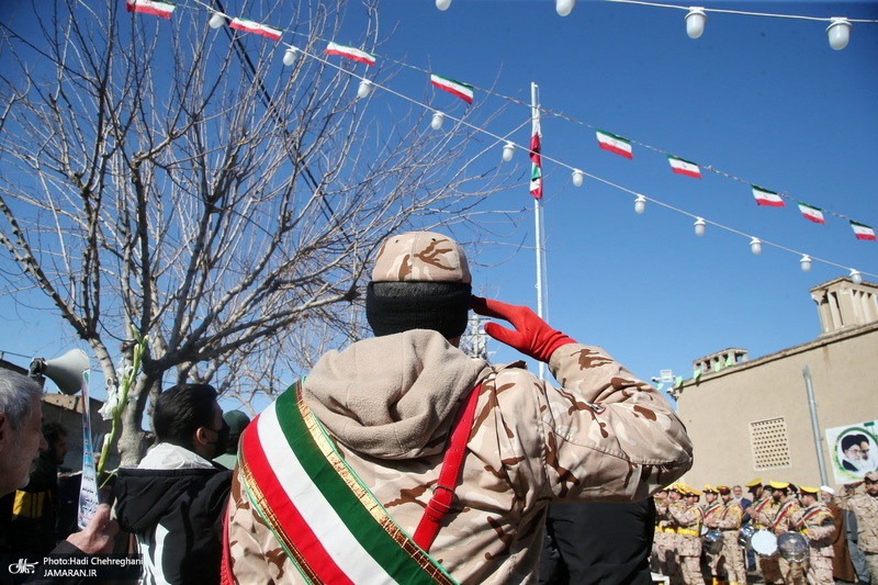 مراسم بزرگداشت 12 بهمن و گلباران بیت امام خمینی(س) در قم