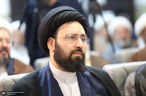 نشست علمی بررسی شخصیت و اندیشه تفسیری شهید آیت الله سید مصطفی خمینی