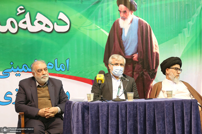 نشست «در آغوش قلب ها» در حسینیه جماران