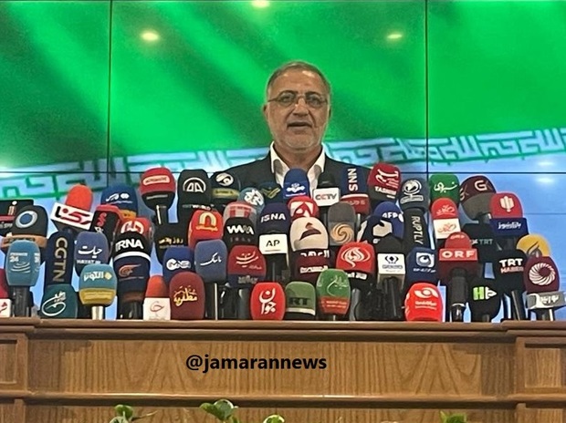 زاکانی پس از ثبت نام در انتخابات 1403: قرار است با برنامه و کارنامه، گره از اقتصاد کشور و سفره مردم باز شود