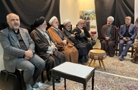 حضور رئیس قوه قضائیه در منازل شهیدان رازینی و مقیسه، قضات برجسته که ترور شدند (1)